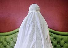 The Blurring of Beauty and Truth